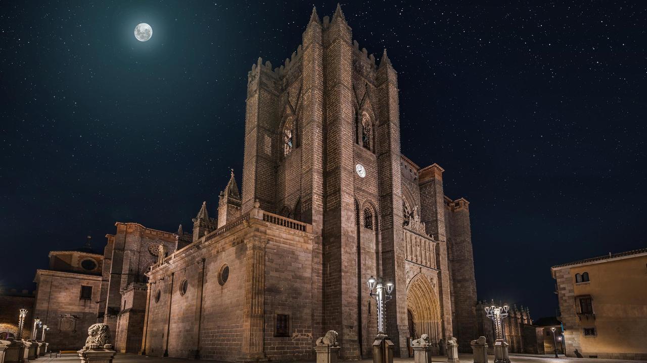 Apartamentos Turisticos Avila La Catedral Exteriér fotografie